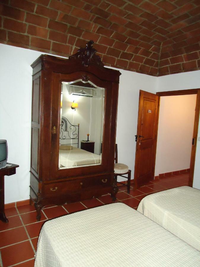 Hotel Monte Da Avo Chica Monsaraz Zewnętrze zdjęcie